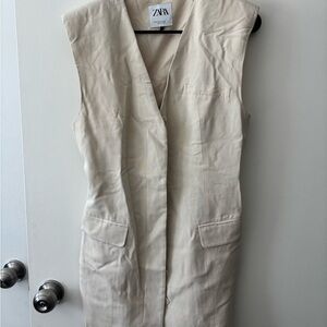 Zara Beige Open-Front Vest
